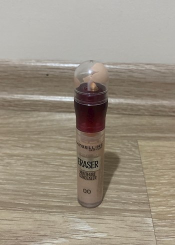 Maybelline Instant Eraser Kapatıcı 00 Açık Bej