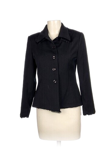 Diğer Blazer %70 İndirimli.