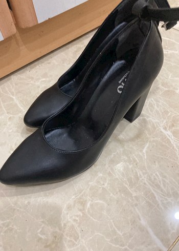 Tokalı Siyah Blok Topuklu Kadın Ayakkabı - Görsel 2