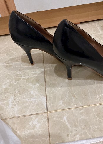 Klasik Siyah topuklu - Görsel 2