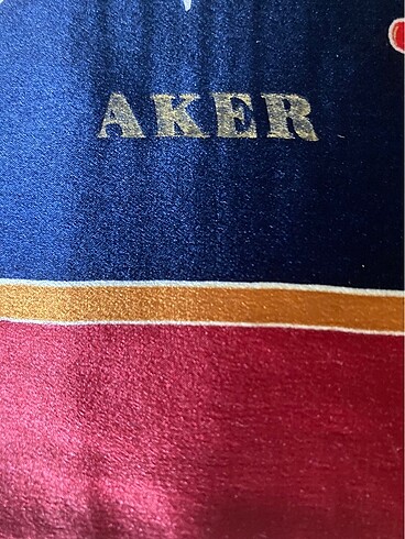  Beden Aker ipek eşarp