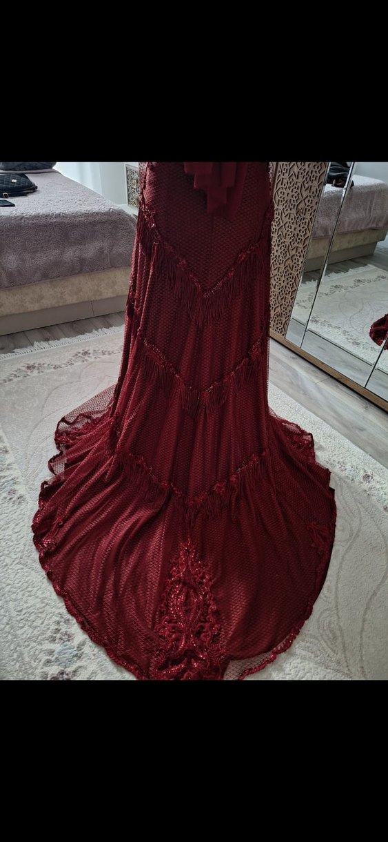 Bordo İşlemeli Uzun Abiye Elbise - Görsel 4