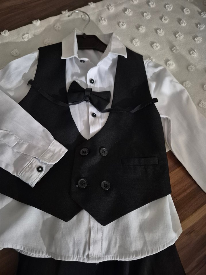 Çocuklar için Klasik Siyah Beyaz Takım - Görsel 3