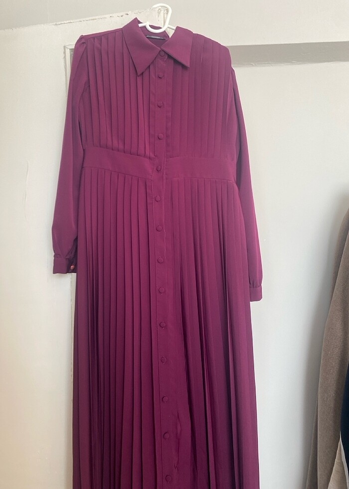 Pileli elbise - Görsel 5