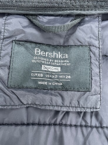 xs Beden siyah Renk Bershka Mont %70 İndirimli.