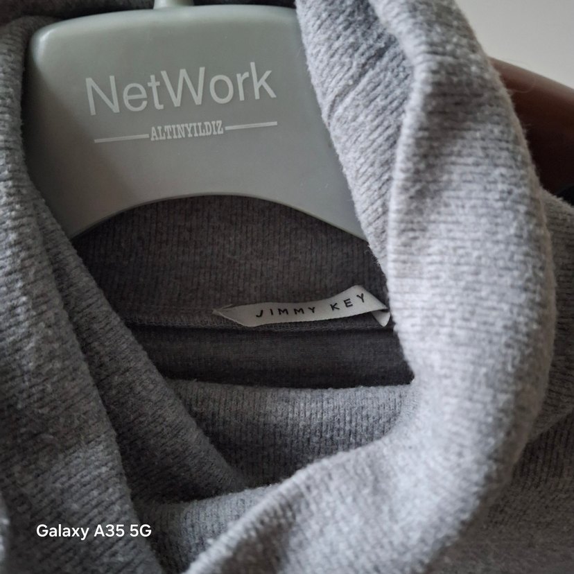 Boğazlı Triko Üst  Yan Büzgü Detaylı - Görsel 3