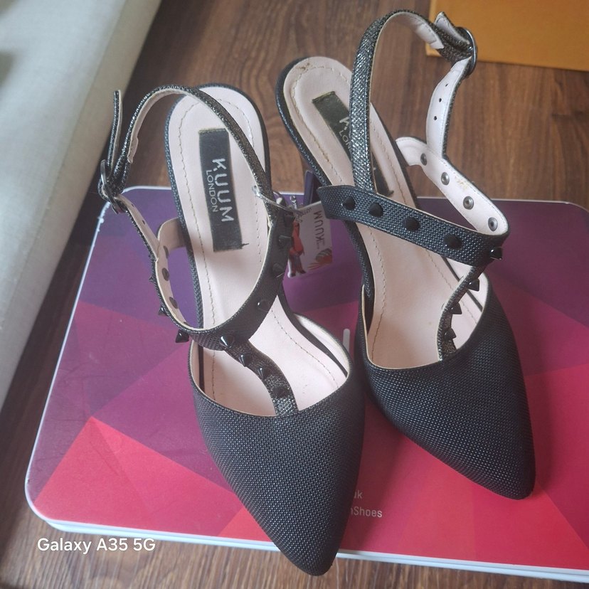 Siyah Yılan Desenli Tokalı İnce Topuklu Kadın Ayakkabı - Görsel 3