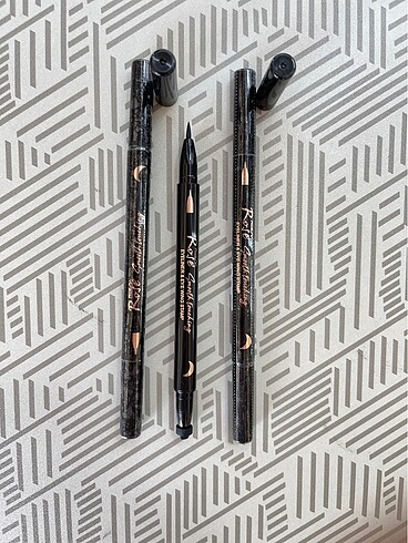 Rose Ay Desenli eyeliner