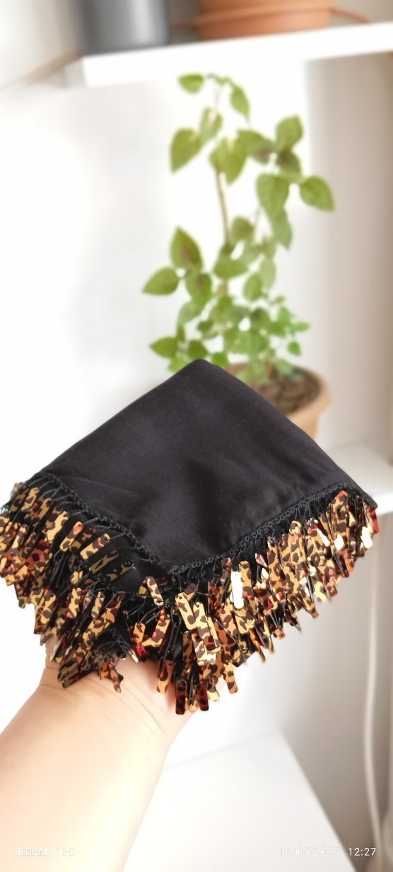 Boncuk Detaylı Siyah Bohem Kadın Fular iğne oyası yazma - Görsel 3