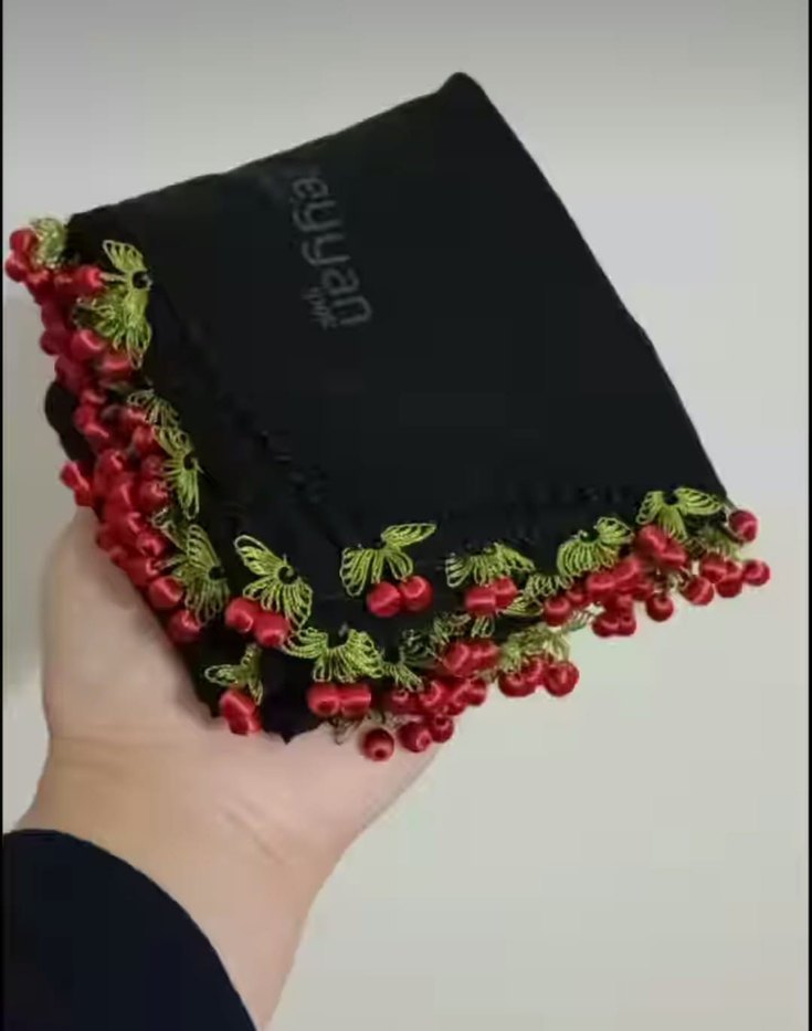 Boncuk İşlemeli el emeği iğne oyasıdir - Görsel 3