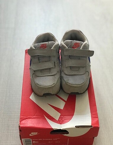 Nike erkek çocuk spor ayakkabısı
