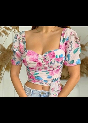 Pembe Çiçekli Mini Bluz