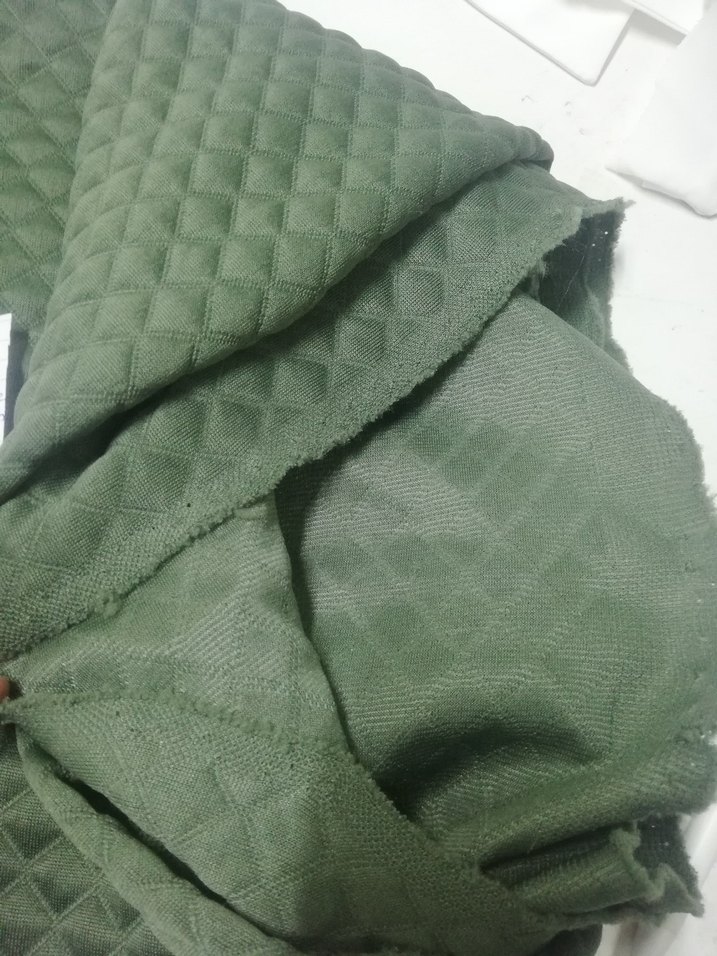 270 cm boyuKapitoneli Parça Kumaş - Görsel 4