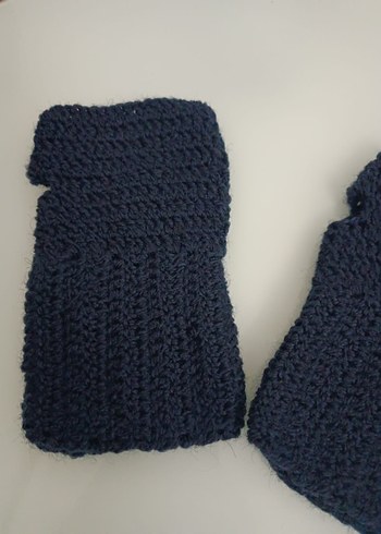 Siyah Örgü Parmaksız Kadın Eldiveni - Görsel 3