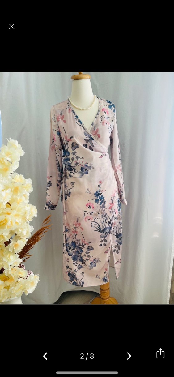 Pembe anvelop yaka Çiçekli Uzun saten elbise - Görsel 5