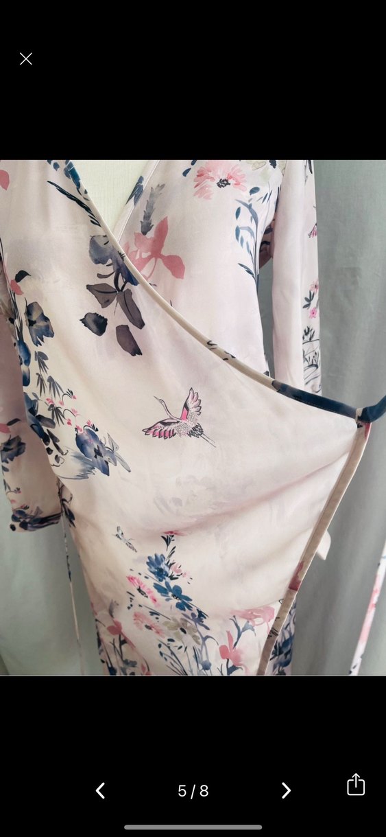 Pembe anvelop yaka Çiçekli Uzun saten elbise - Görsel 2