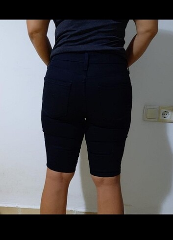 28 Beden Stretch skinny bermuda şort