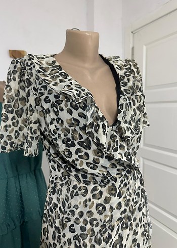 Leopar desenli Elbise - Görsel 2
