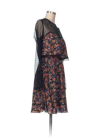 Zara Zara Kısa Elbise %70 İndirimli.