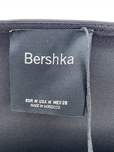 m Beden siyah Renk Bershka Uzun Elbise %70 İndirimli.