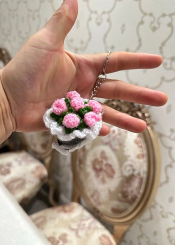 Diğer Örgü Pembe Çiçekli Bohem Anahtarlık