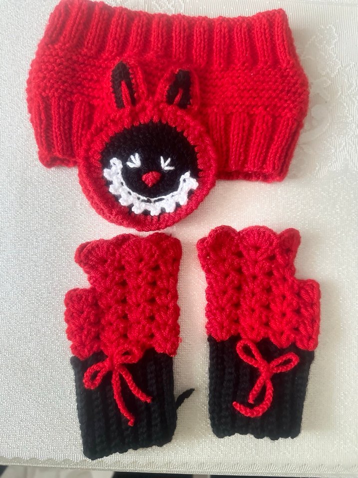 Kız Çocuk Örgü Kırmızı Eldiven ve Bandana Seti - Görsel 2