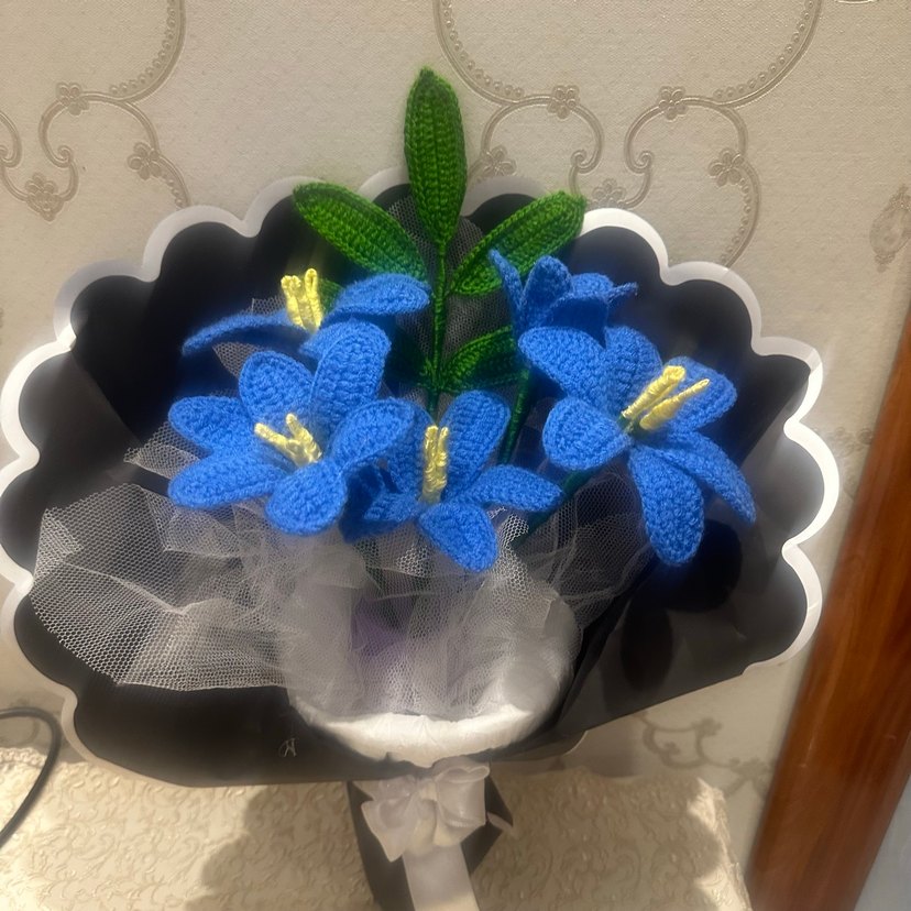 Mavi Örgü Çiçek Buketi - Görsel 4