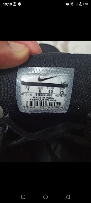40 Beden siyah Renk Nike spor orjinel ayakkabı