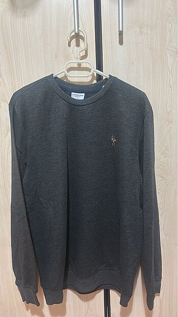 Polo yuvarlak yaka sweatshirt