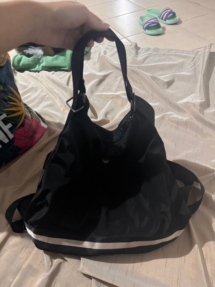 Siyah Tokalı Spor Kadın sırt ve kol Çanta - Görsel 3