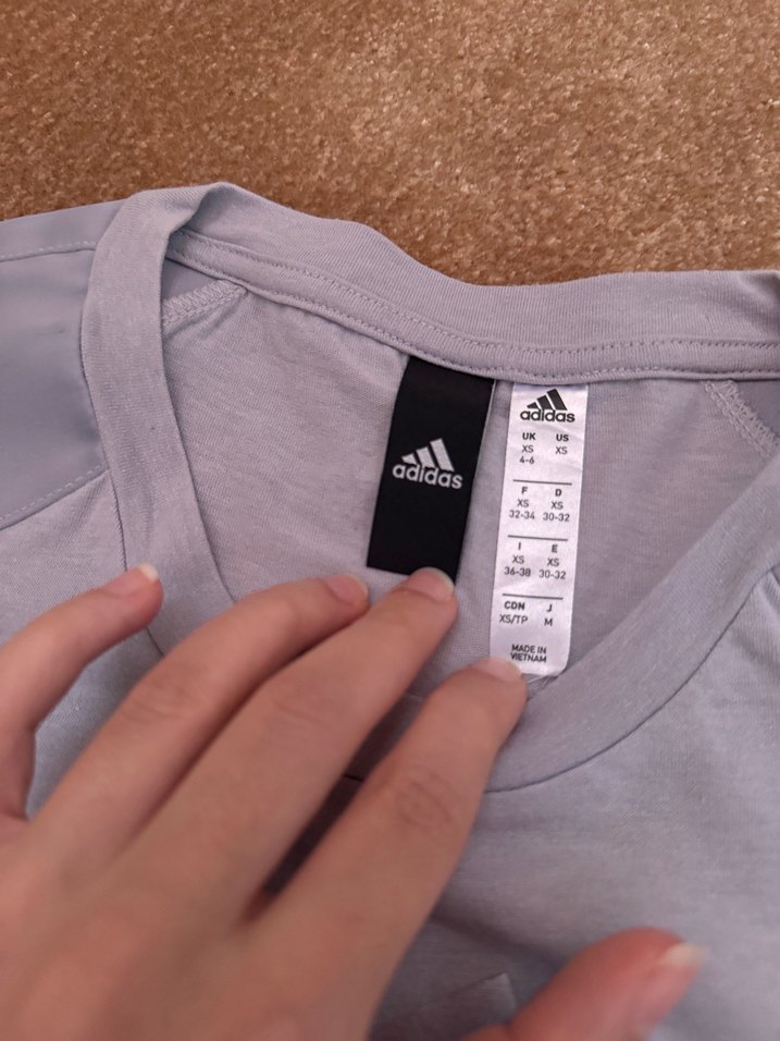 Gri lila Adidas Kısa Kollu Tişört - Görsel 4