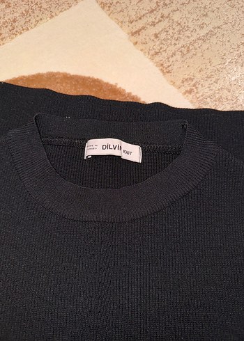 Siyah Yüksek Yakalı  Kolsuz Süveter top tişört - Görsel 6