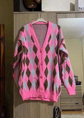 Pembe Triko V Yaka Salaş Hırka