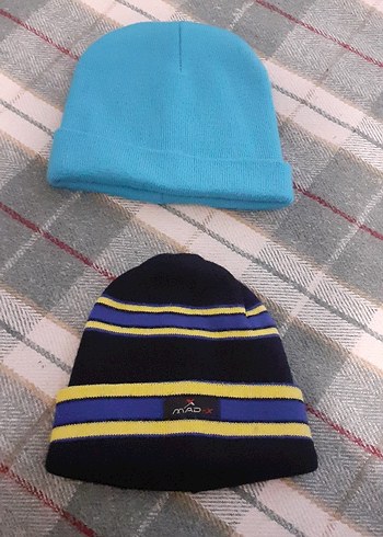 Mavi ve Çizgili Örgü Bere - Görsel 2