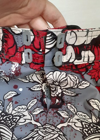 Desenli Kemerli Erkek Mini Şort - Görsel 2