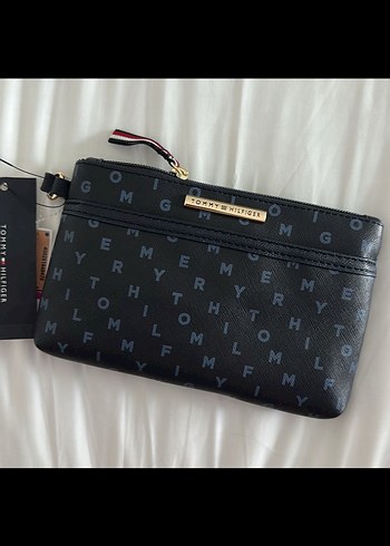 Tommy Hilfiger Siyah Deri Fermuarlı Cüzdan - Görsel 3