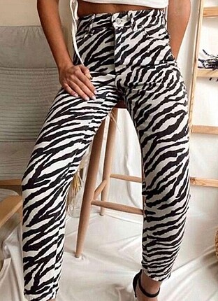 Diğer Zebra desen pantolon