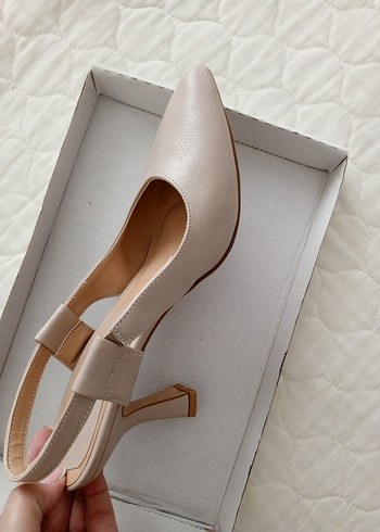 40 Beden Bej Stiletto Topuklu Kadın Akşam Ayakkabısı