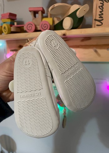 Kız Çocuk Beyaz Fiyonklu Babet Ayakkabı - Görsel 2