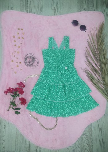 Yeşil Çiçekli Fırfırlı Mini Elbise