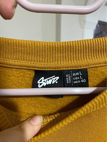 l Beden Pull bear sweath