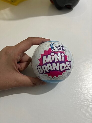  Mini brands