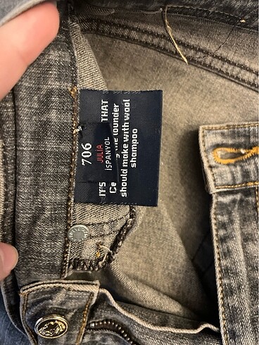 s Beden vintage red apple jean