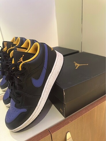 37,5 Beden siyah Renk nike air 1 Low