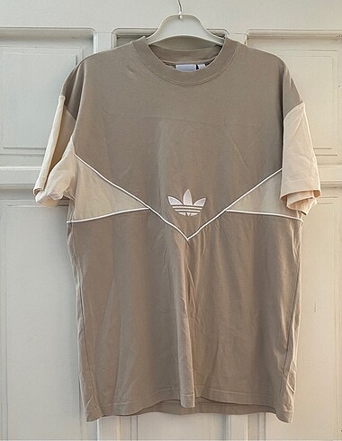 Adidas tişört