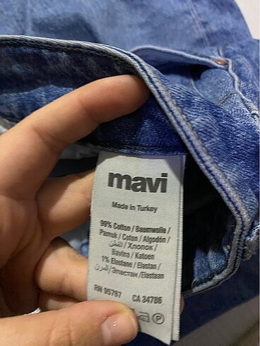 31 Beden Az kullanılmış mavi jeans