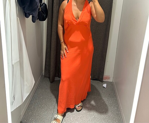 Sırt dekolteli mango elbise