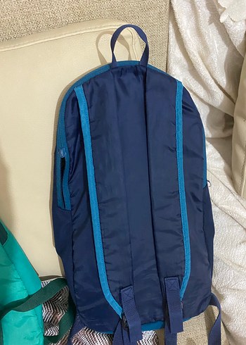 Quechua Quechua Lacivert Fermuarlı Sırt Çantası
