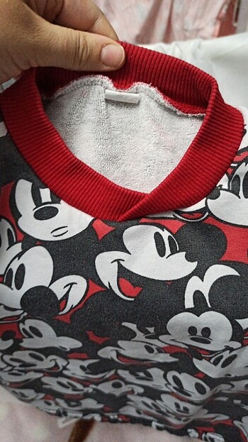 4 Yaş Beden kırmızı Renk Pijama takımı 