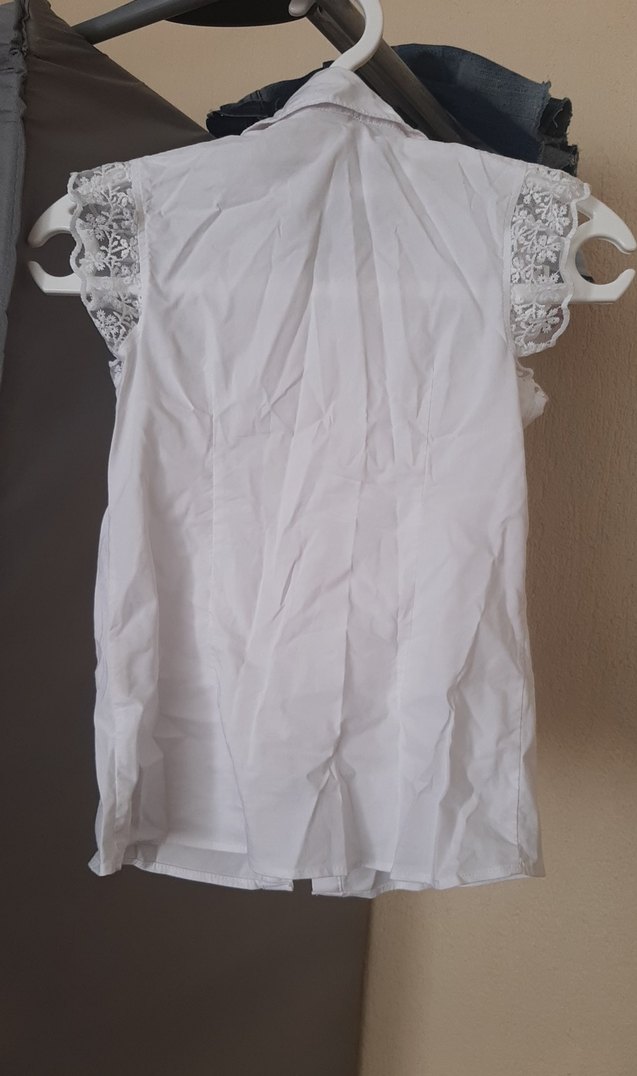 Kız Çocuk İşlemeli Beyaz Gömlek ve Lila Tütü Etek 8-9 Yaş - Görsel 3